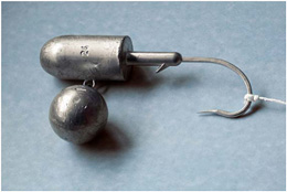 A homemade deepwater release device made out of a 24 oz leadhead jig with the barb filed off Ken Marsh photo